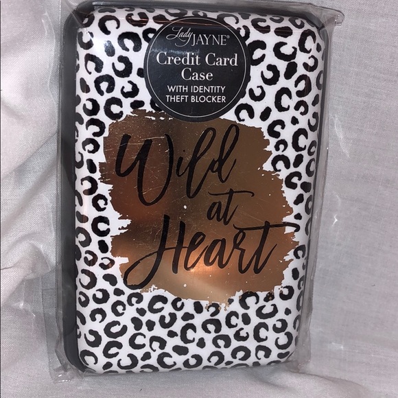 Credit card case with ID Theft Blocker - Picture 8 of 9